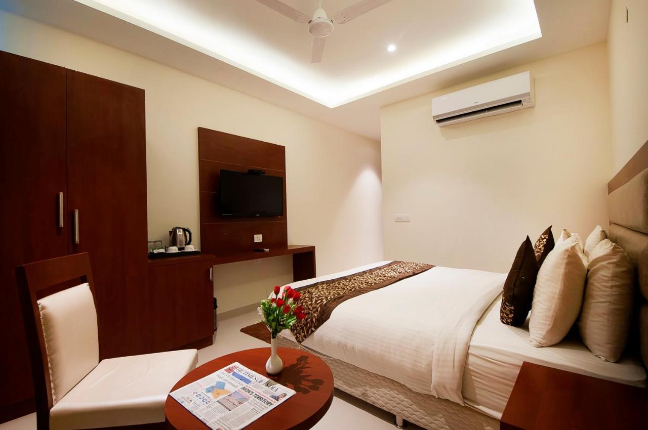 Z Suite-near Delhi Airport Hotel 4*