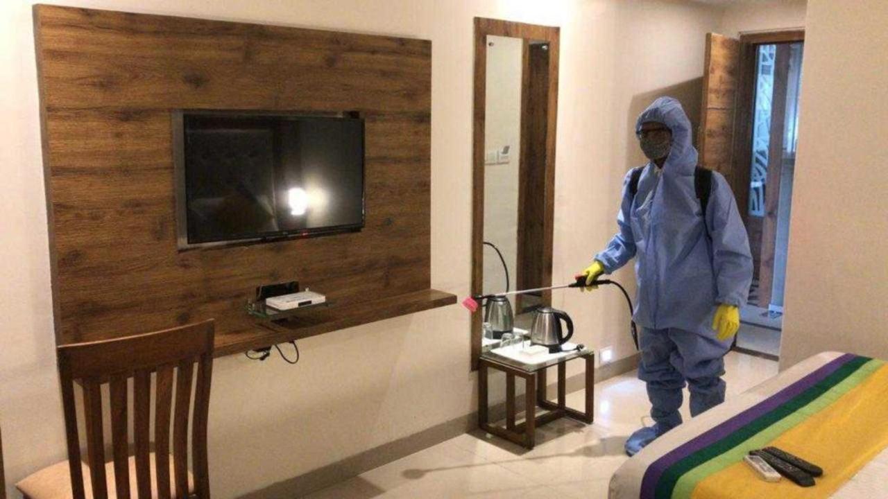 Hotel Z Suite-near Delhi Airport