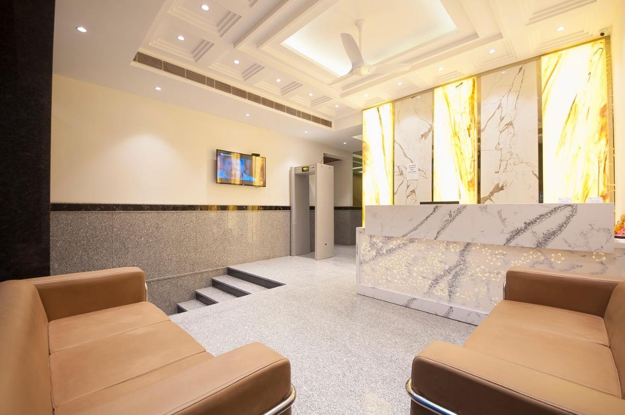 Hotel Z Suite-near Delhi Airport 4*