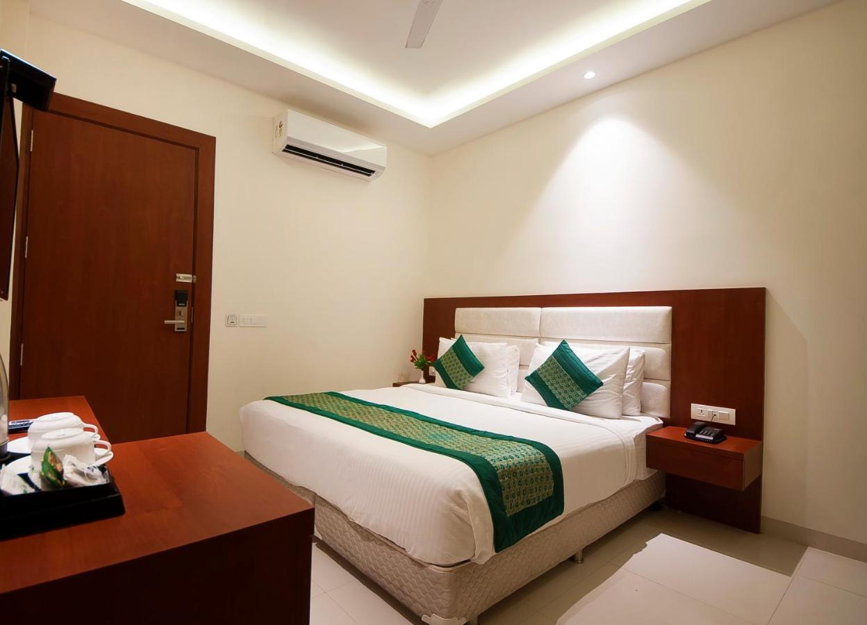 Z Suite-near Delhi Airport 4*